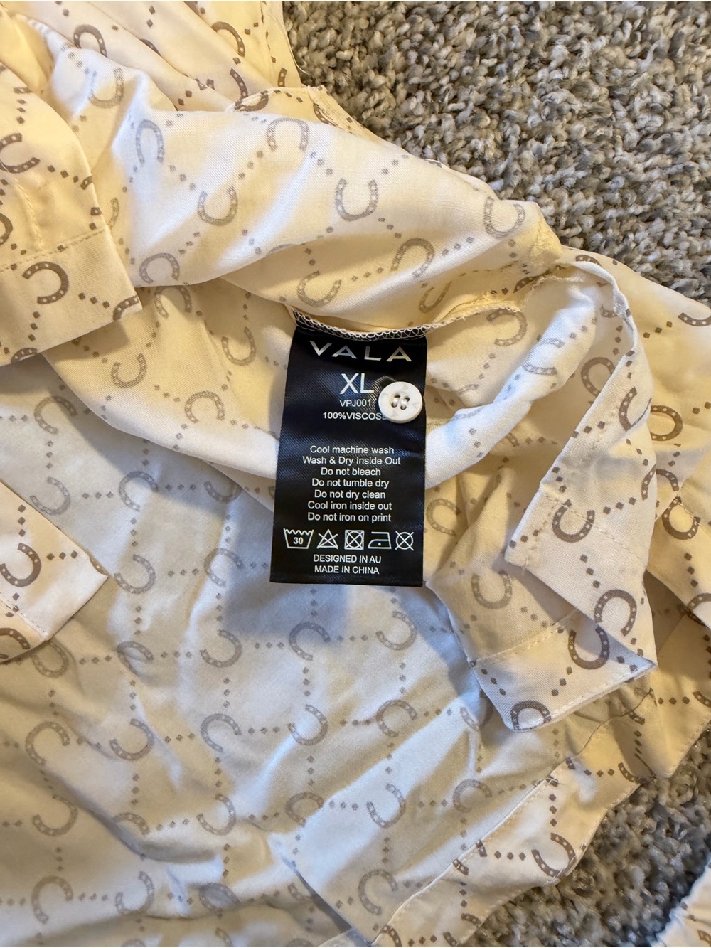 New Vala Horse Shoe Long Pajama Set, size XL. - Picture 8 of 10